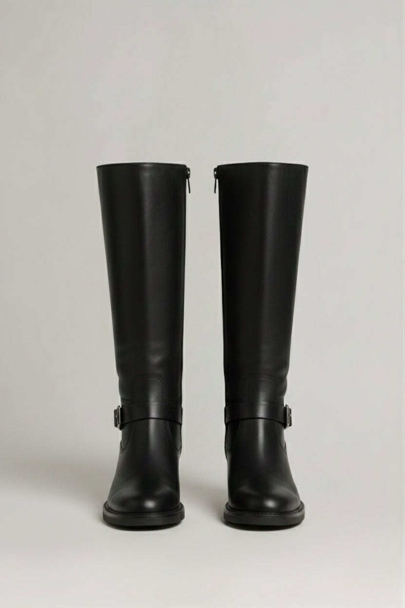 Luna | Damenstiefel mit Reißverschluss und dekorativen Riemen