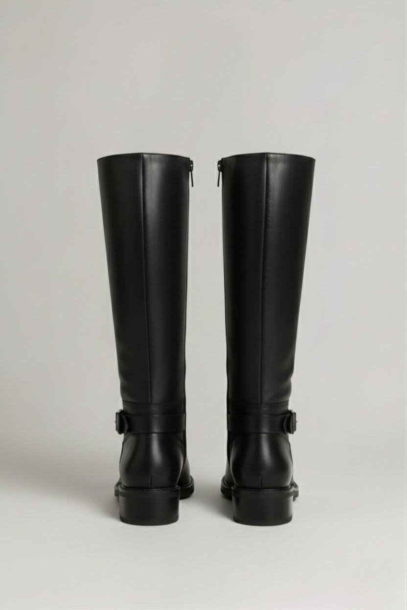 Luna | Damenstiefel mit Reißverschluss und dekorativen Riemen