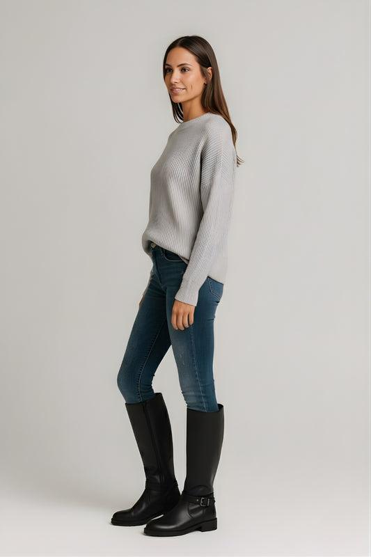 Luna | Damenstiefel mit Reißverschluss und dekorativen Riemen